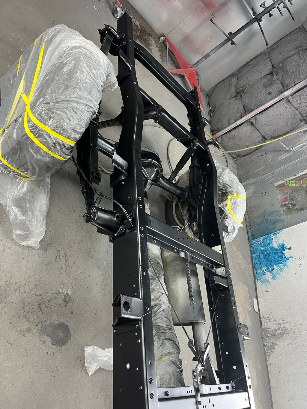 Frame descaling and refinishing