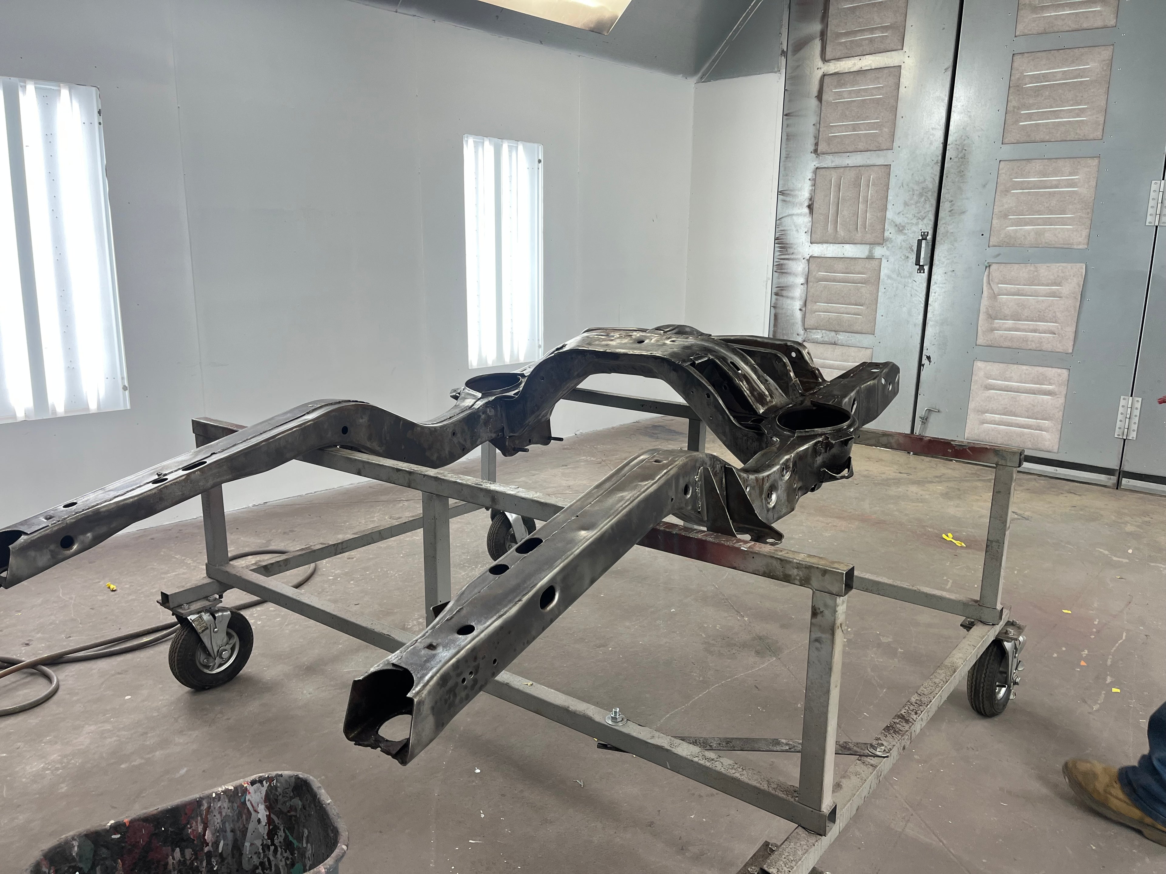 Frame descaling and refinishing